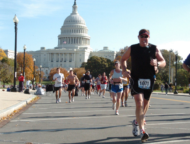 Eastern Canada Coordinator Rick Shaver running the 2009 Washington DC Marathon.